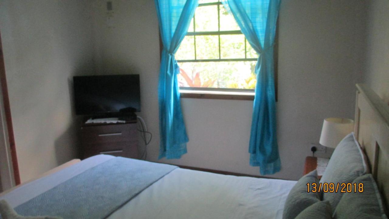 Tropical Breeze Vacation Home And Apartments Gros Islet Ngoại thất bức ảnh