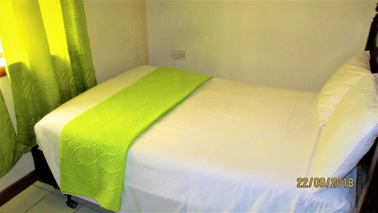 Tropical Breeze Vacation Home And Apartments Gros Islet Ngoại thất bức ảnh
