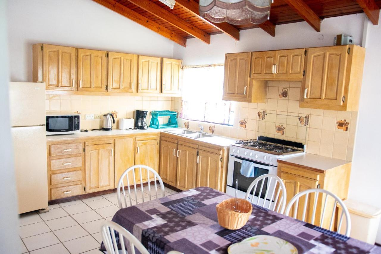 Tropical Breeze Vacation Home And Apartments Gros Islet Ngoại thất bức ảnh