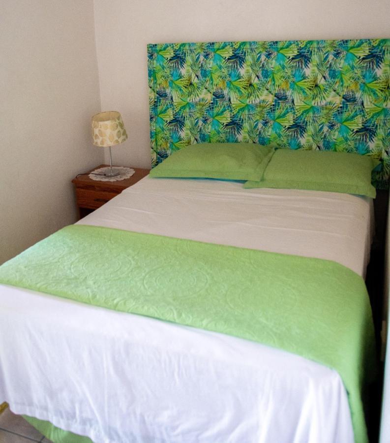 Tropical Breeze Vacation Home And Apartments Gros Islet Ngoại thất bức ảnh